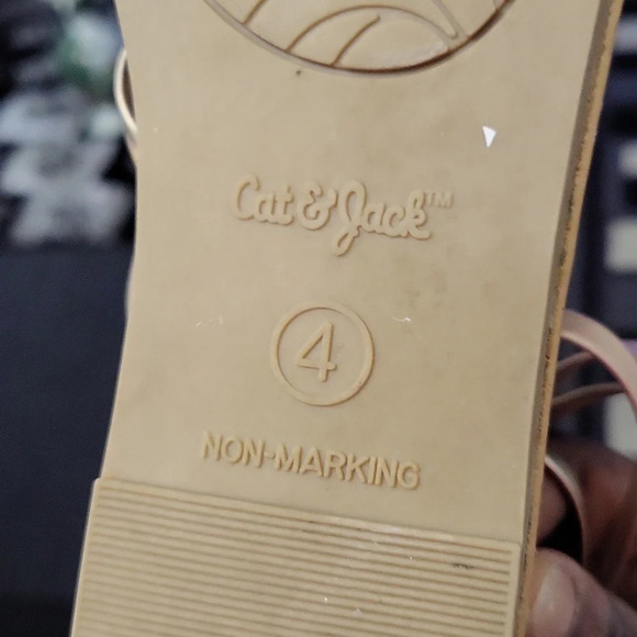 Girls' Zipper Metallic Ankle Strap Sandals (Size 4) - Picture 10 of 10